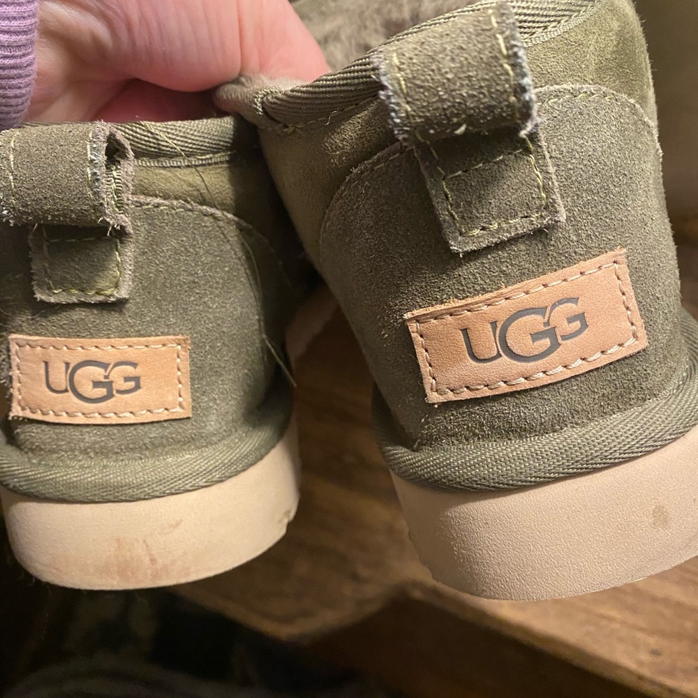 Ugg Ultra Mini Olive